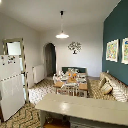 Efi's House Apartamento *