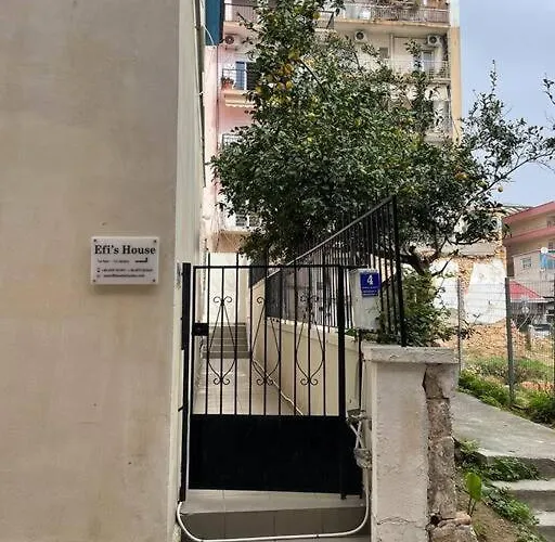 Efi's House Апартаменты *